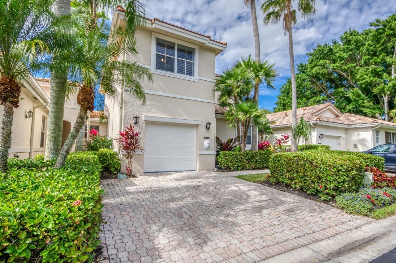 8201 Sandpiper Way, West Palm Beach, FL 33412 Photo