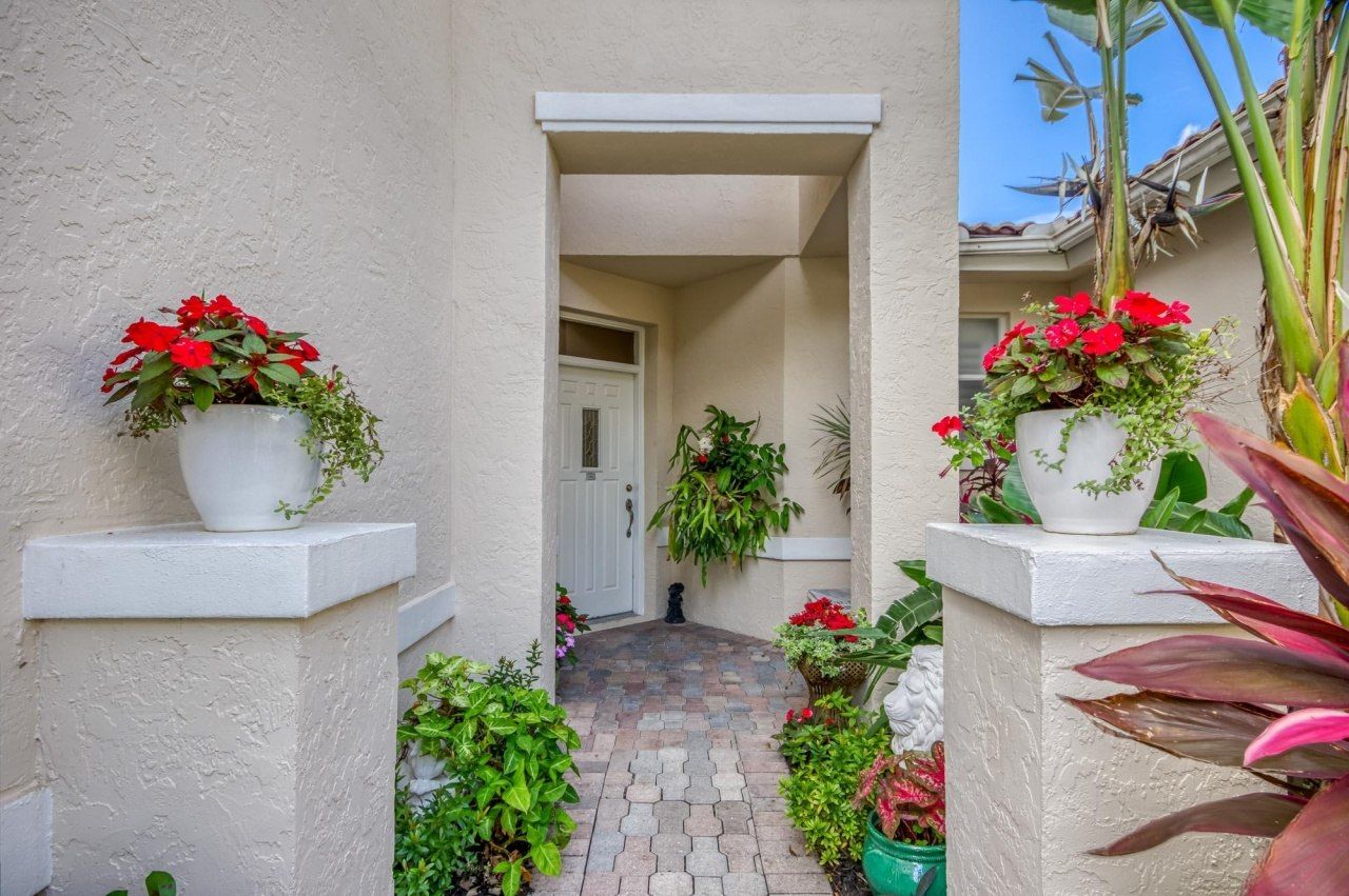 8201 Sandpiper Way, West Palm Beach, FL 33412 Photo