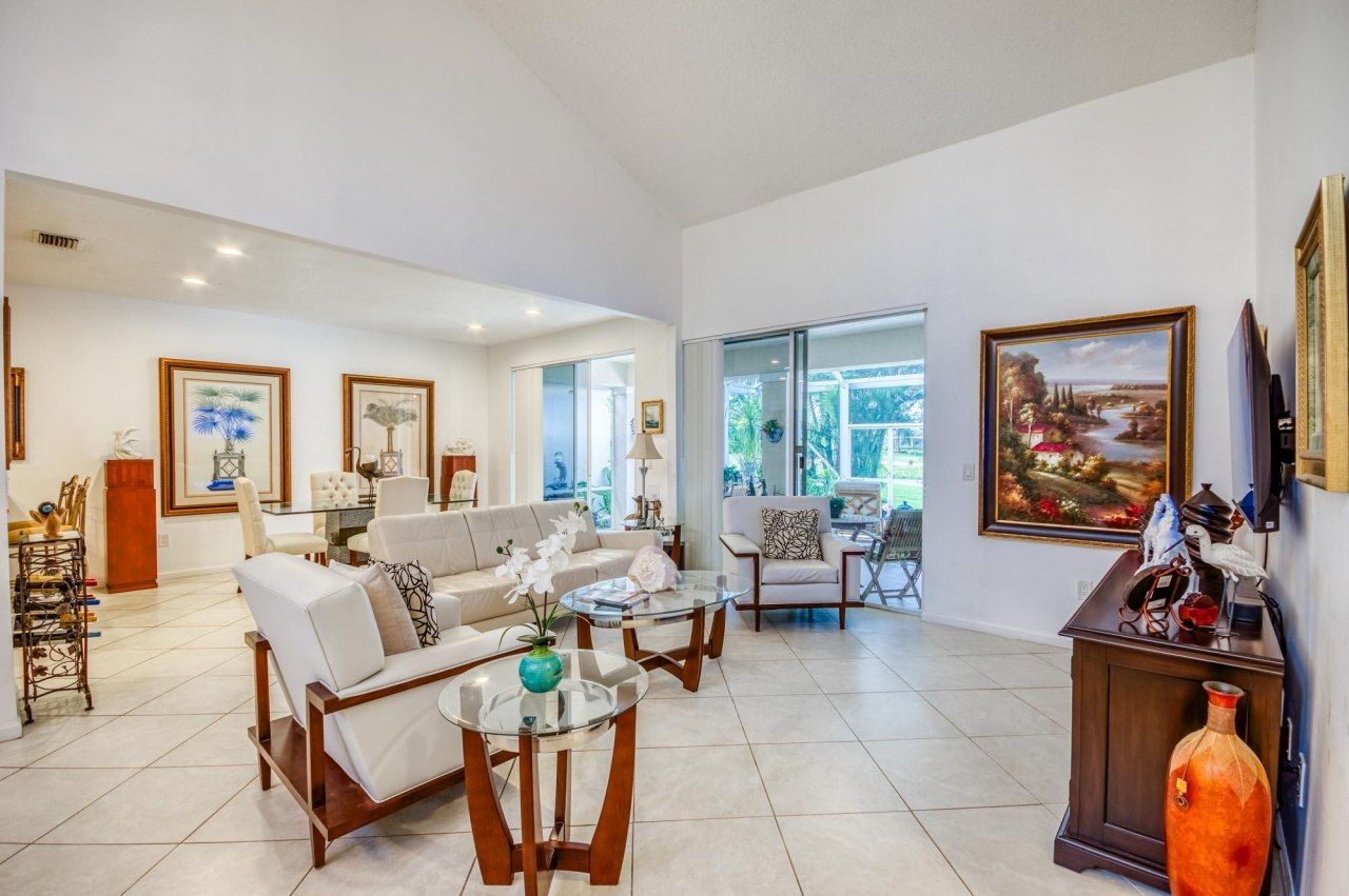 8201 Sandpiper Way, West Palm Beach, FL 33412 Photo