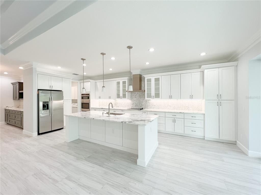 5213 Willow Lake Court, Sarasota, FL 34233 Photo