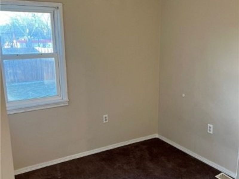 14022 Jenne Avenue, Cleveland, OH 44110 Photo 10