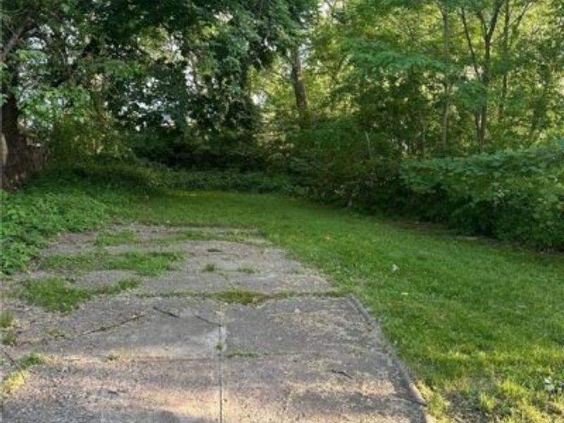 14022 Jenne Avenue, Cleveland, OH 44110 Photo 25