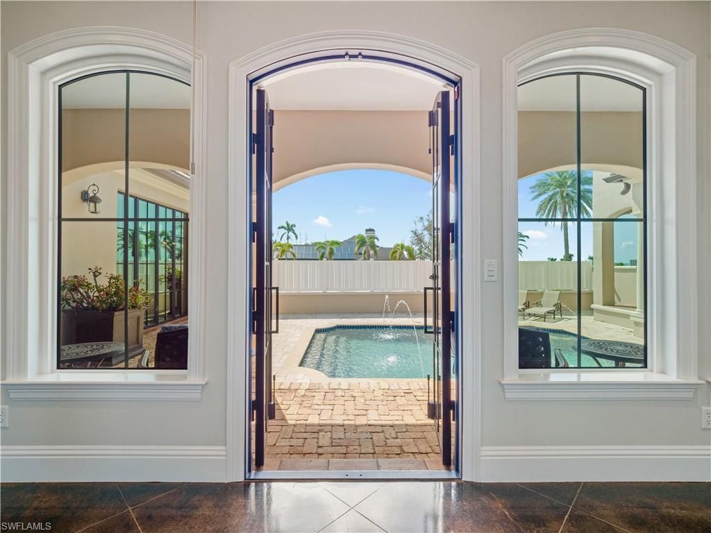 6005 W Riverside Dr, Fort Myers, FL 33919 Photo