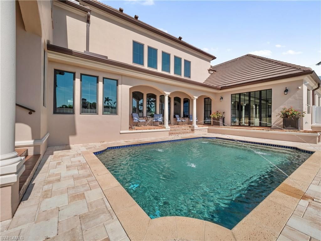 6005 W Riverside Dr, Fort Myers, FL 33919 Photo