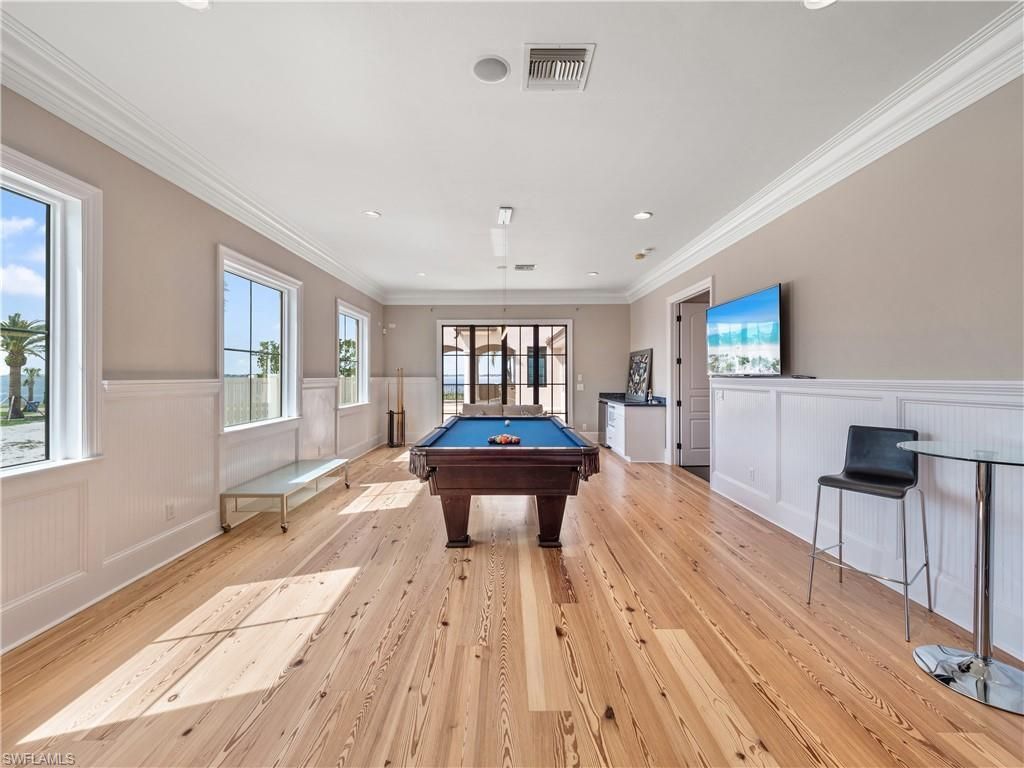 6005 W Riverside Dr, Fort Myers, FL 33919 Photo