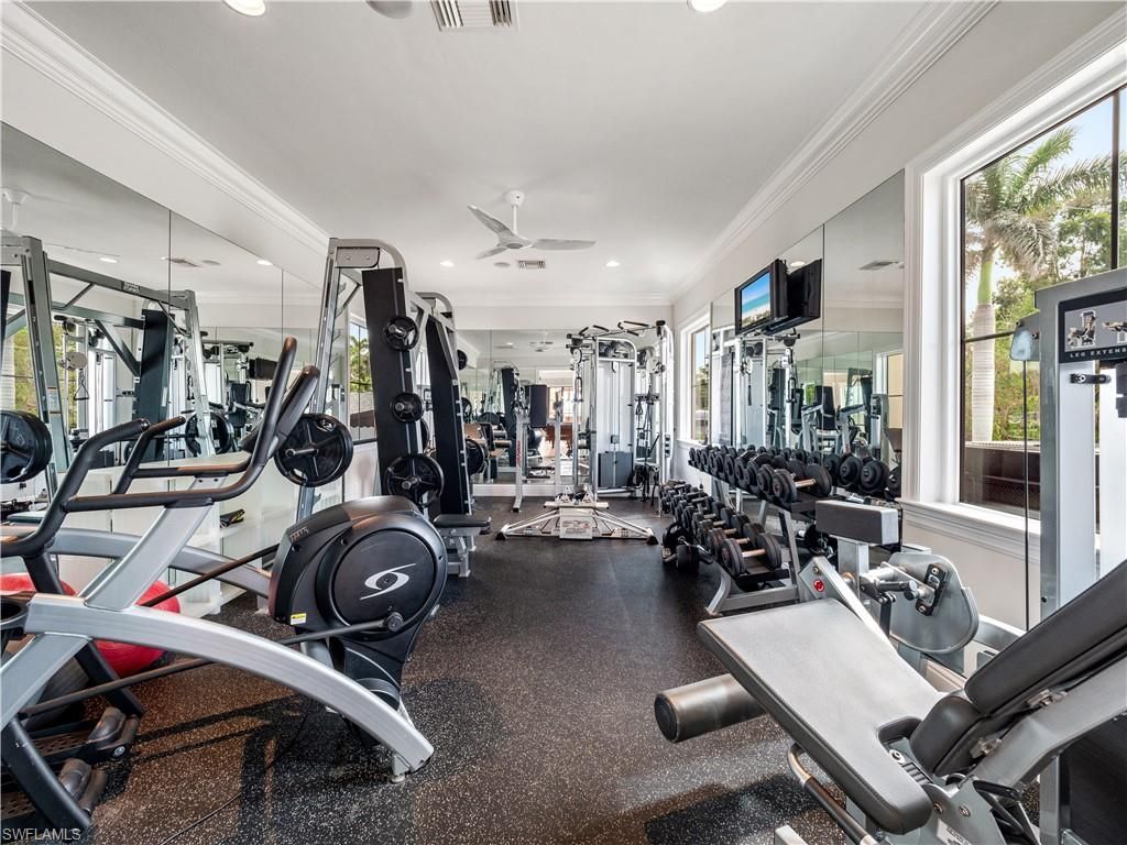 6005 W Riverside Dr, Fort Myers, FL 33919 Photo