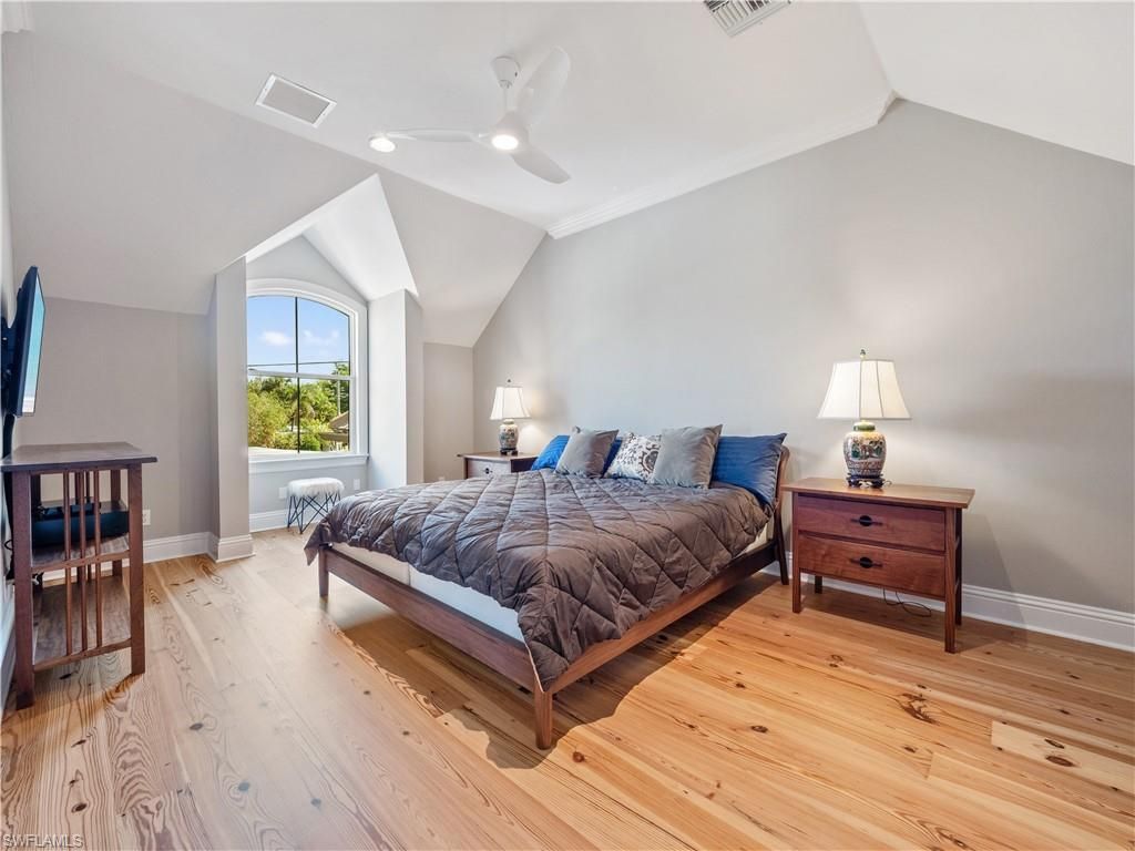 6005 W Riverside Dr, Fort Myers, FL 33919 Photo