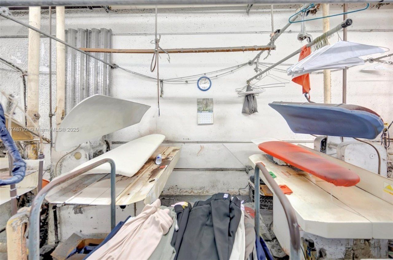 8766 SW 72 St, Miami, FL 33173 Photo