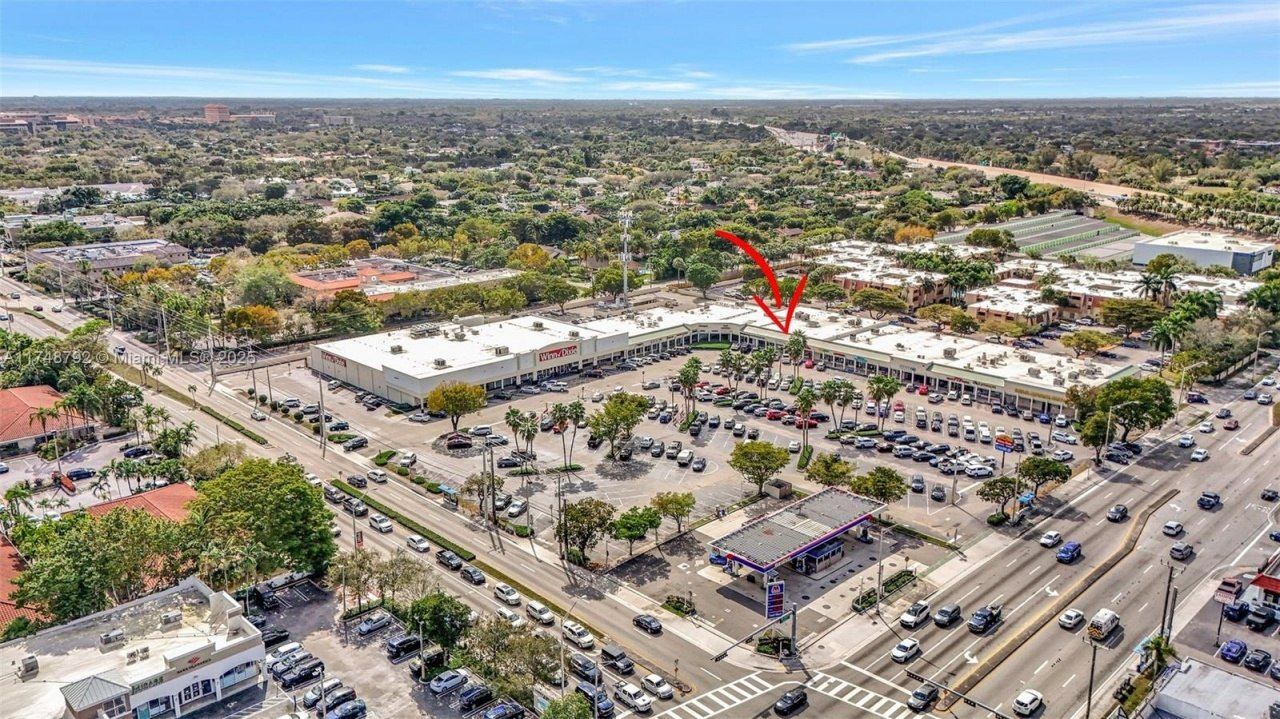 8766 SW 72 St, Miami, FL 33173 Photo