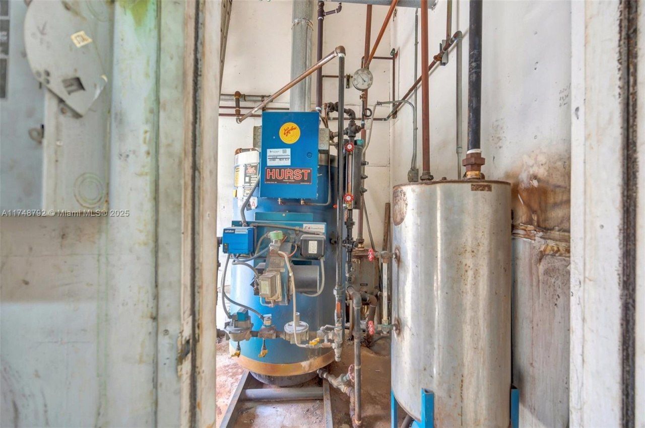 8766 SW 72 St, Miami, FL 33173 Photo