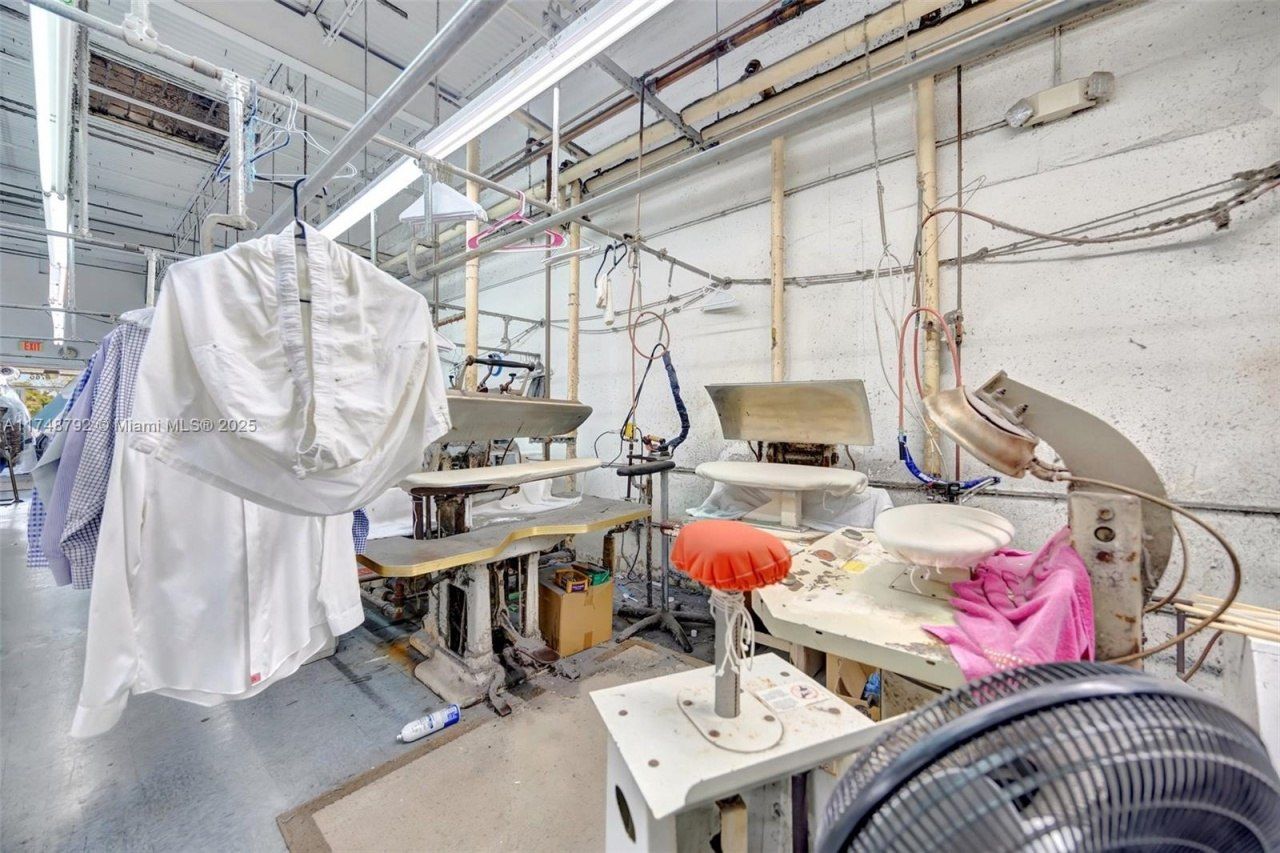 8766 SW 72 St, Miami, FL 33173 Photo