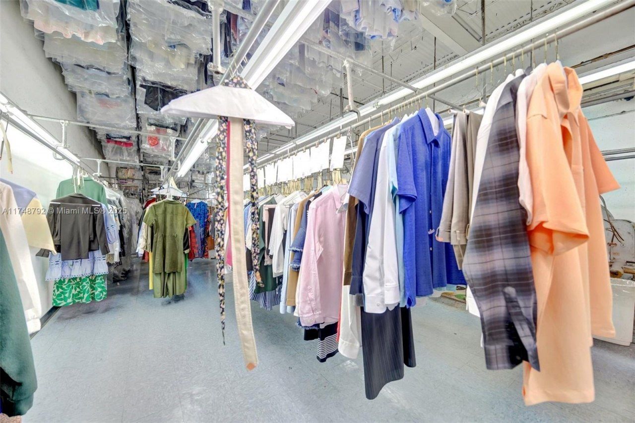 8766 SW 72 St, Miami, FL 33173 Photo