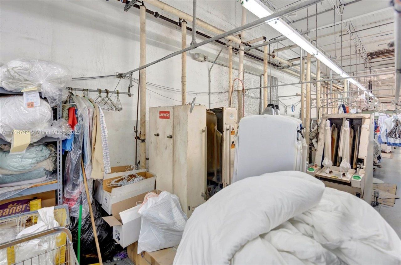 8766 SW 72 St, Miami, FL 33173 Photo