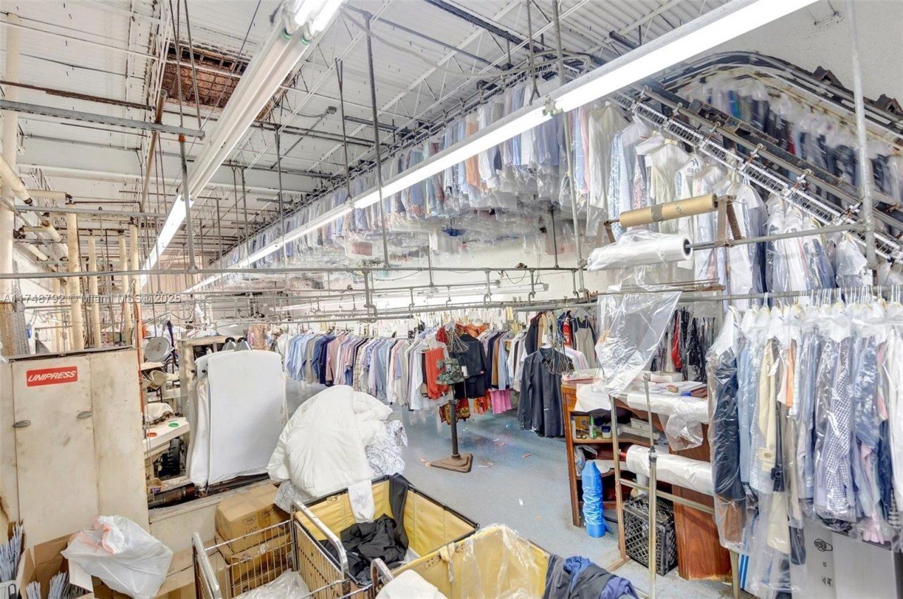 8766 SW 72 St, Miami, FL 33173 Photo