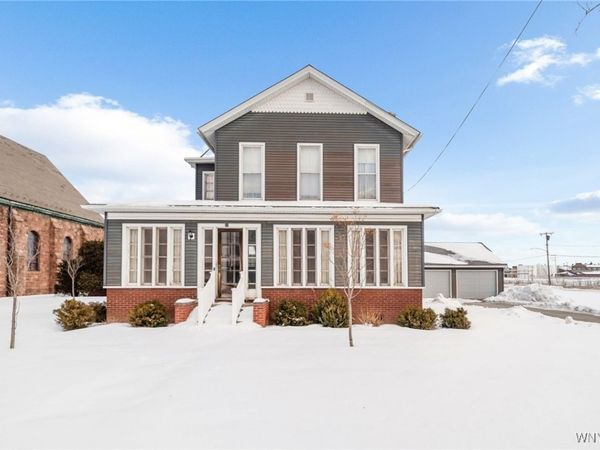 23 S Vernon Street, Middleport, NY 14105