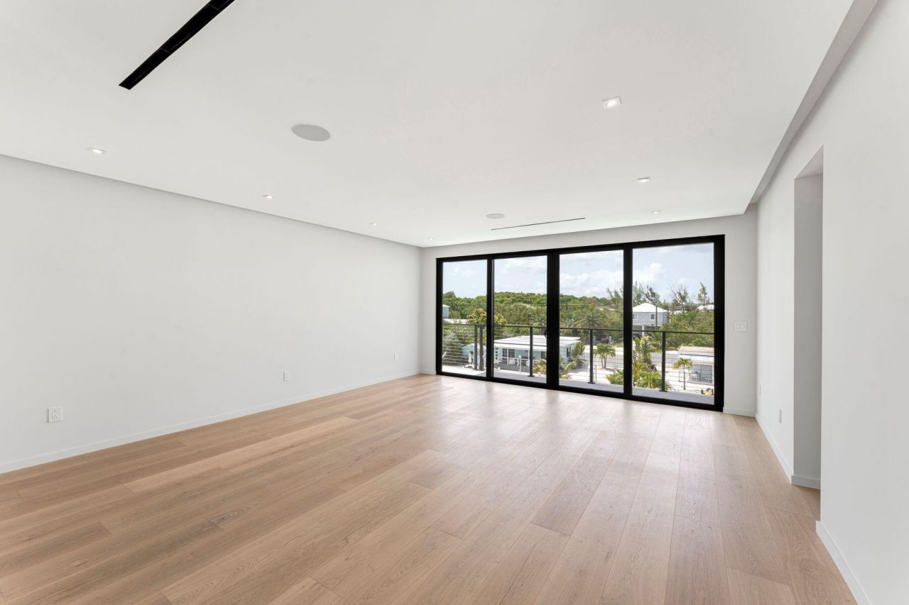 301 Buttonwood Circle, Unit #A, Key Largo, FL 33037 Photo