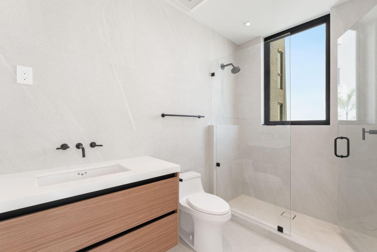 301 Buttonwood Circle, Unit #A, Key Largo, FL 33037 Photo