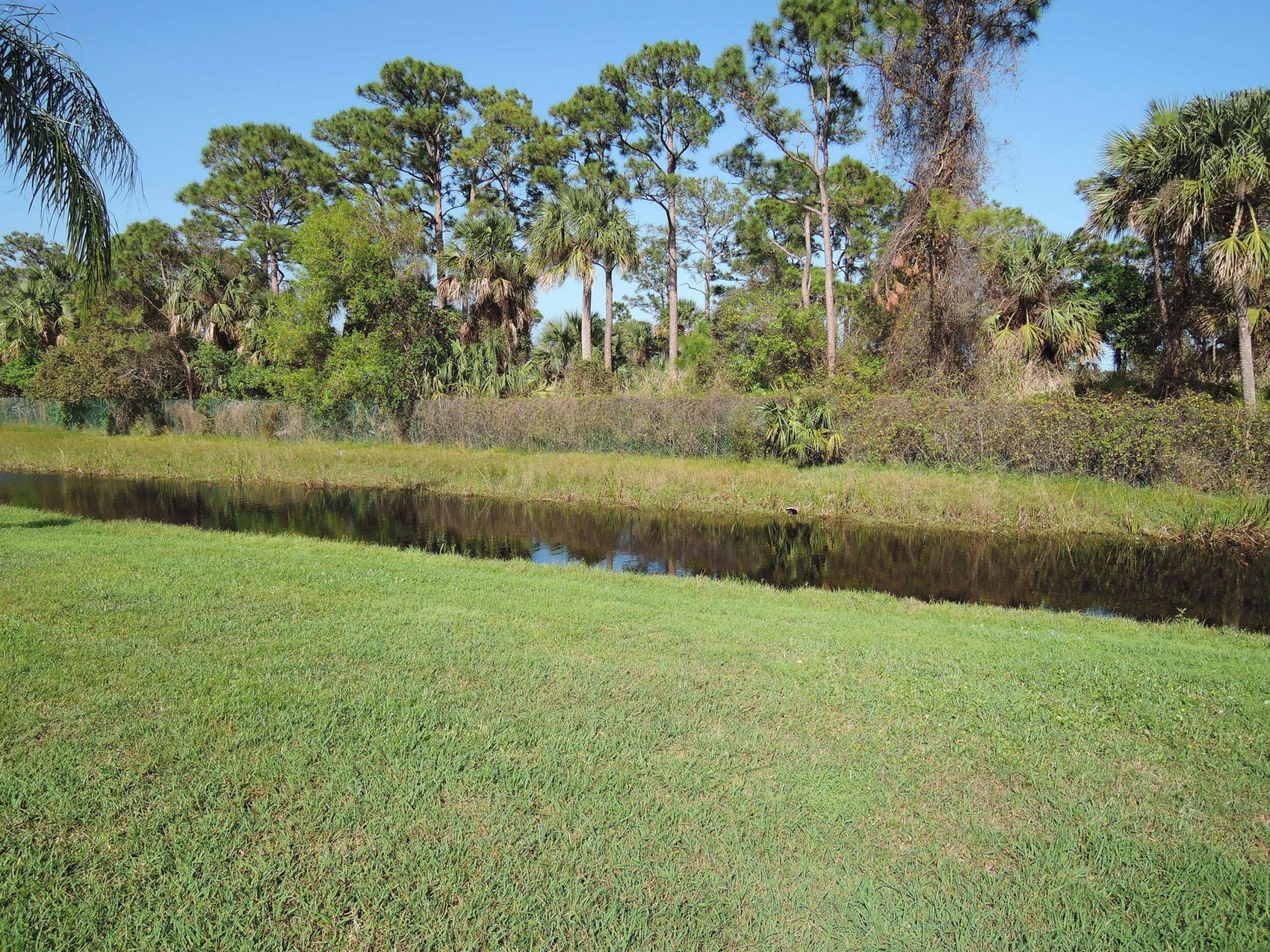 944 Savannas Point Drive, Unit Apt B, Fort Pierce, FL 34982 Photo