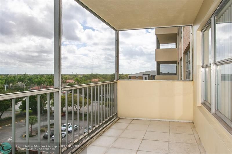 10777 W Sample Road, Unit 718, Coral Springs, FL 33065 Photo