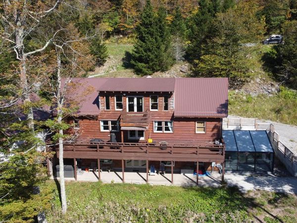 945 S Westridge Rd, Snowshoe, WV 26209
