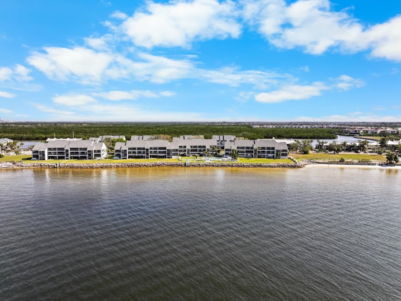 808 Bahia Del Sol Drive, Unit 14, Ruskin, FL 33570 Photo