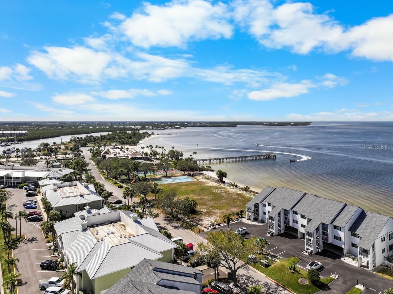 808 Bahia Del Sol Drive, Unit 14, Ruskin, FL 33570 Photo