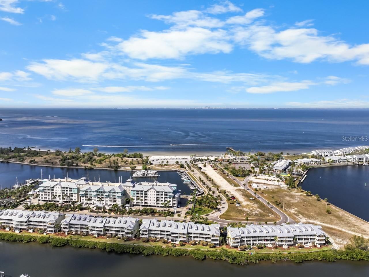 808 Bahia Del Sol Drive, Unit 14, Ruskin, FL 33570 Photo