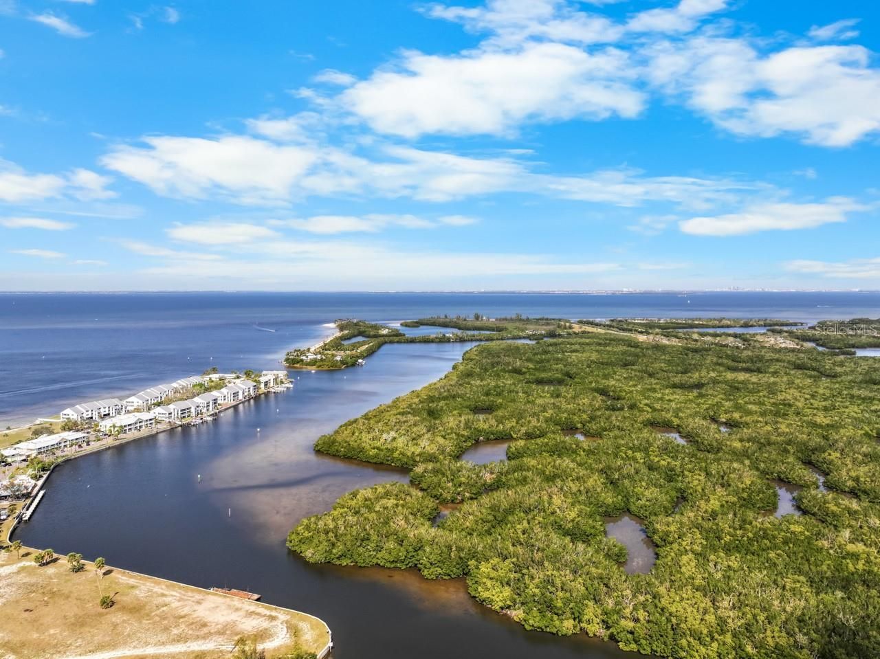 808 Bahia Del Sol Drive, Unit 14, Ruskin, FL 33570 Photo