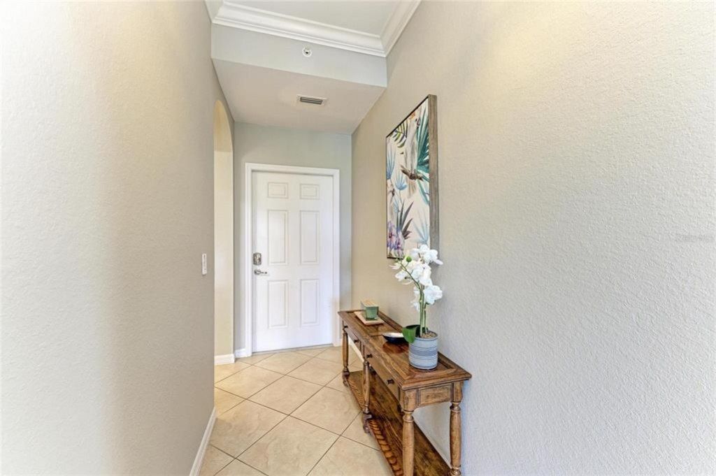 7019 River Hammock Drive, Unit 104, Bradenton, FL 34212 Photo