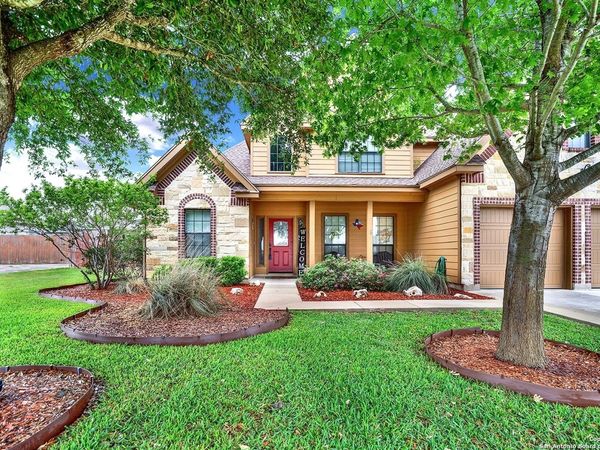 109 PARK WAY, Poth, TX 78147