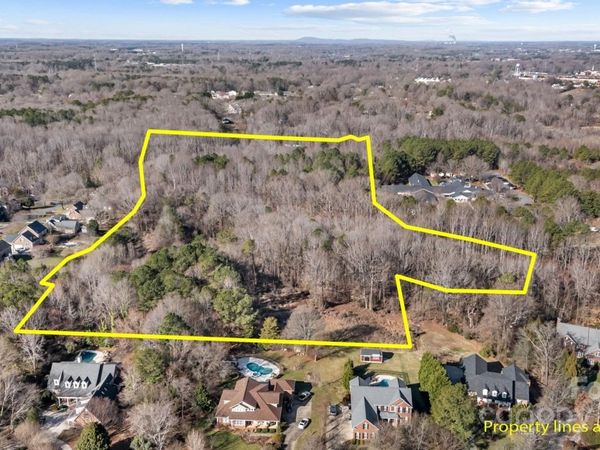 000 Glenwood Drive, Mooresville, NC 28115