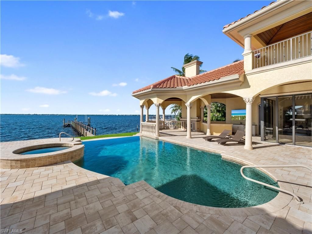 2704 Shriver Dr, Fort Myers, FL 33901 Photo