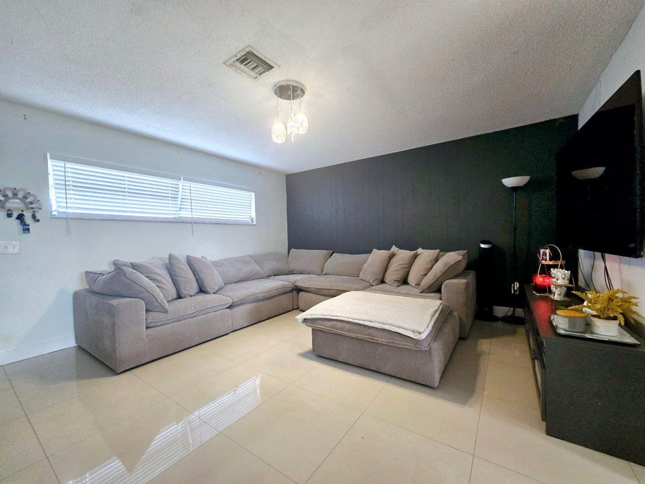 5110 Michigan Avenue, Unit 11b, West Palm Beach, FL 33415 Photo