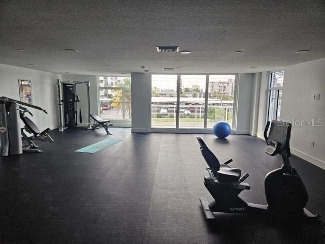 415 Island Way, Unit 204, Clearwater Beach, FL 33767 Photo