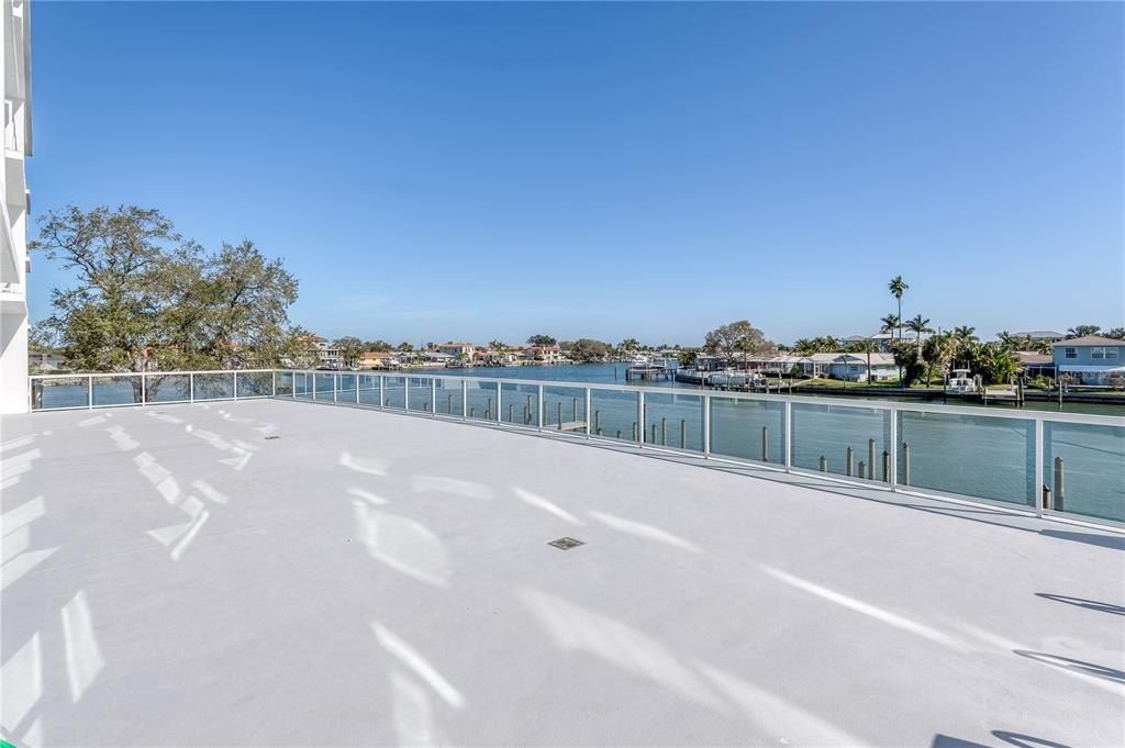 415 Island Way, Unit 204, Clearwater Beach, FL 33767 Photo