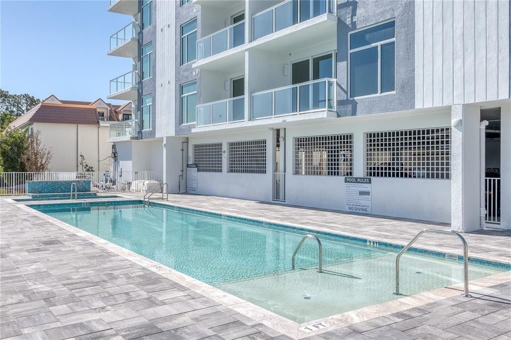 415 Island Way, Unit 204, Clearwater Beach, FL 33767 Photo