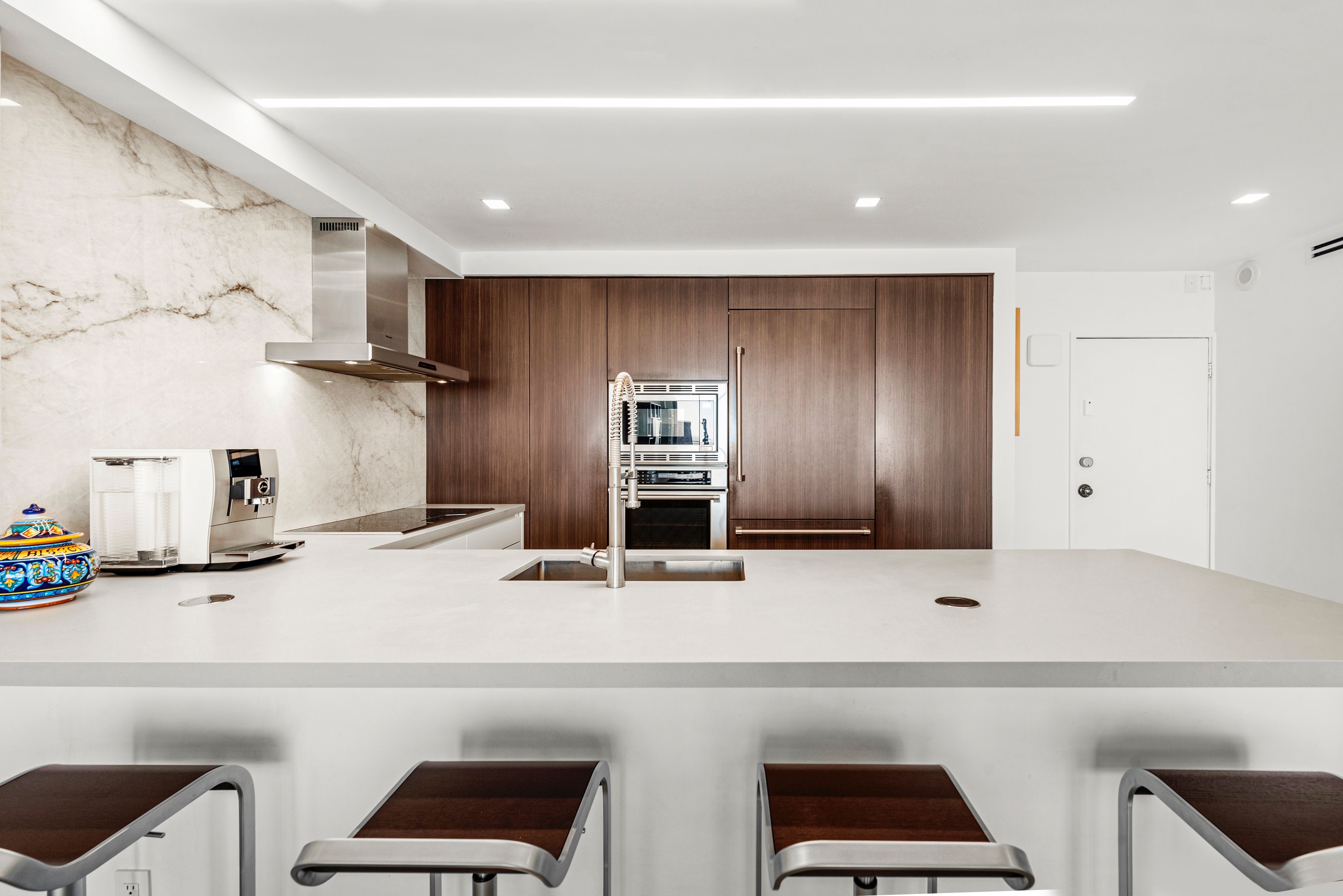 5555 Collins Ave, Unit PHC, Miami Beach, FL 33140 Photo