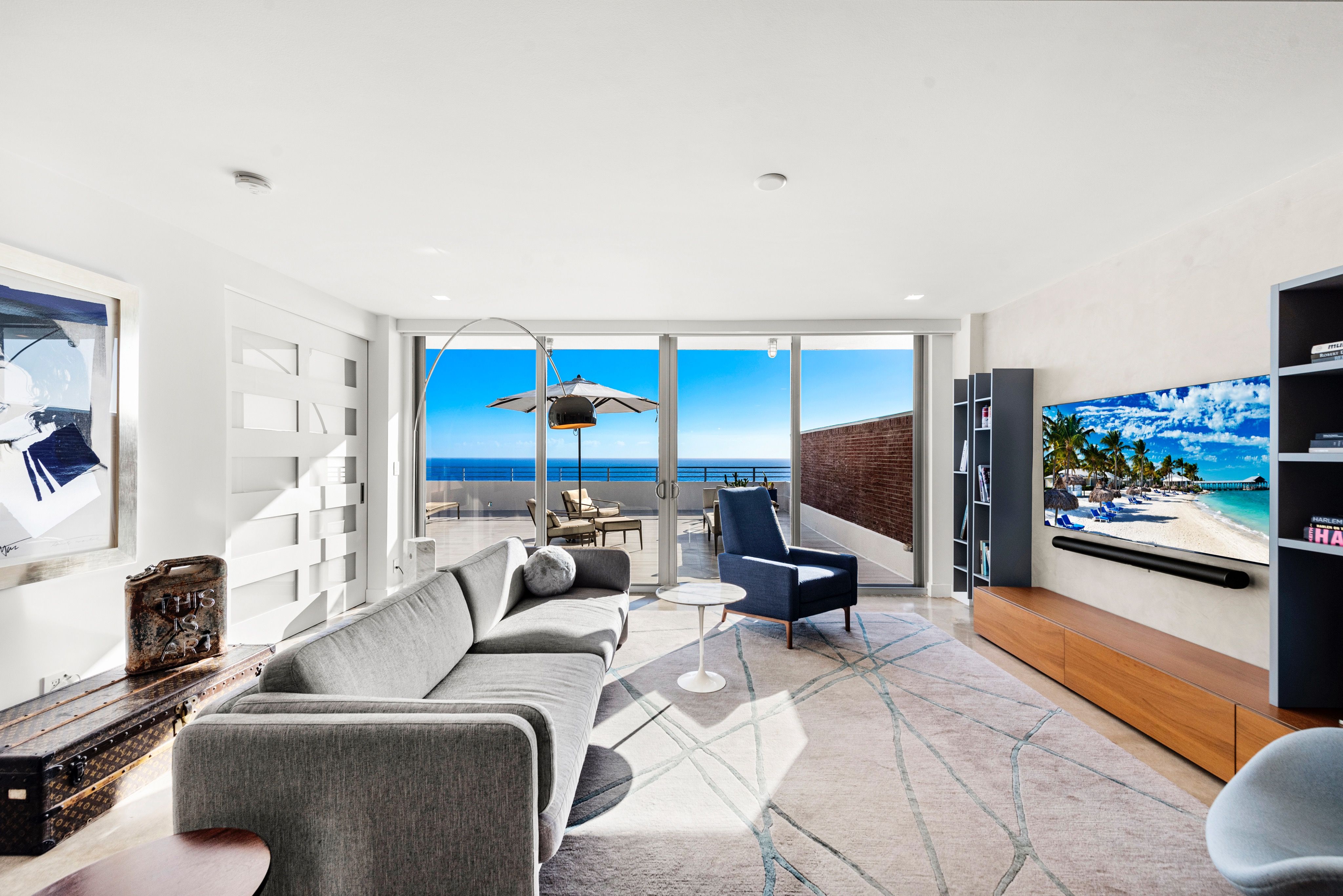 5555 Collins Ave, Unit PHC, Miami Beach, FL 33140 Photo