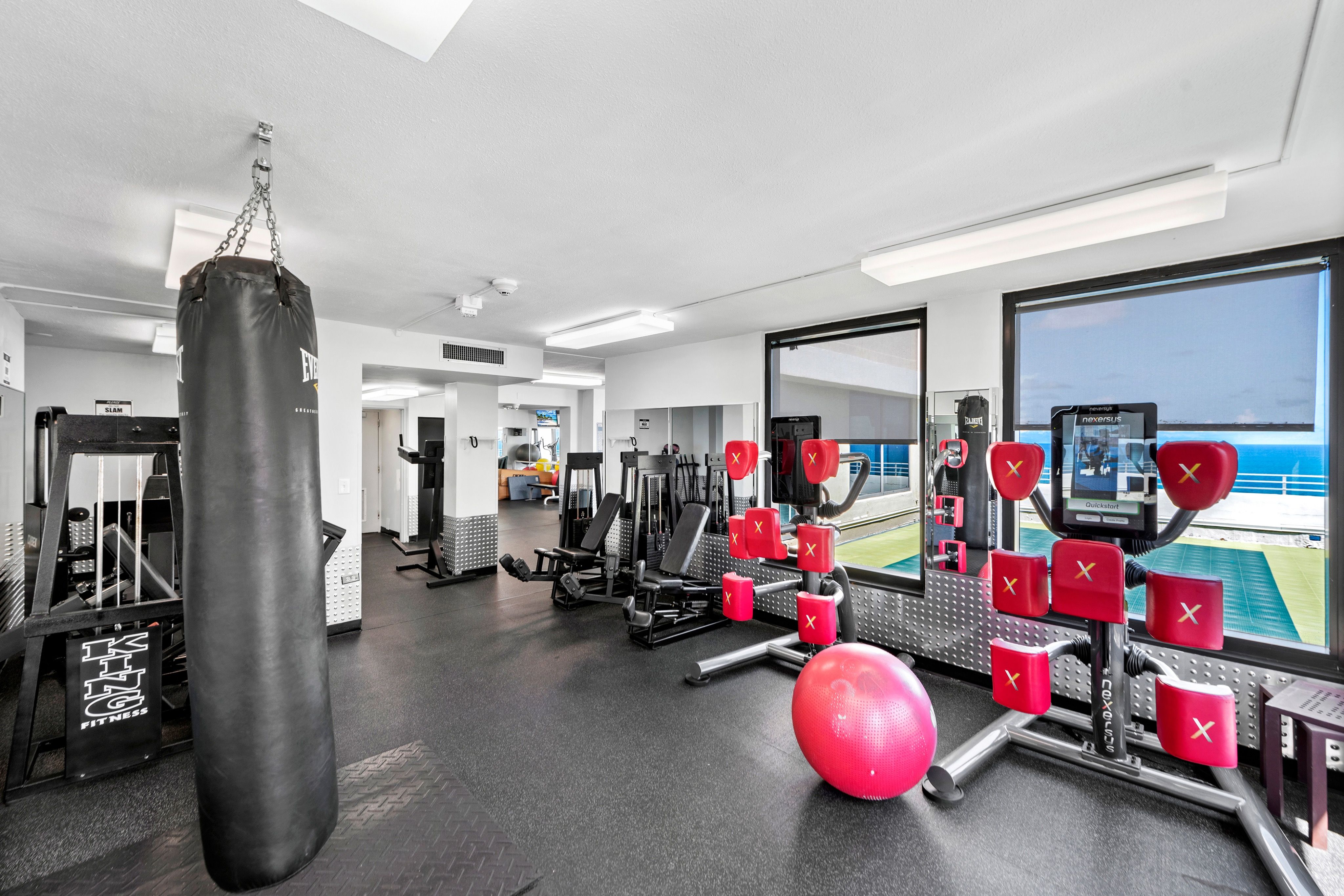 5555 Collins Ave, Unit PHC, Miami Beach, FL 33140 Photo