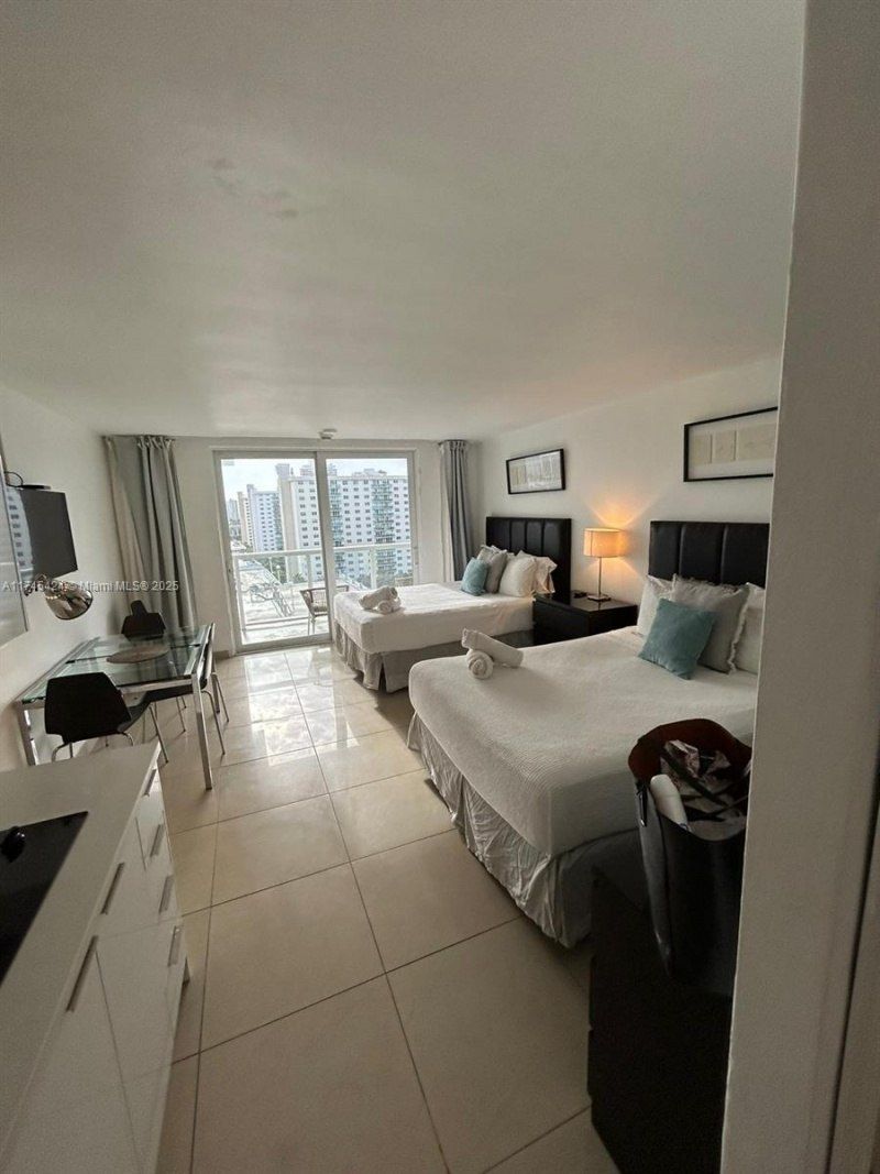 19201 Collins Ave, Unit 1139, Sunny Isles Beach, FL 33160 Photo