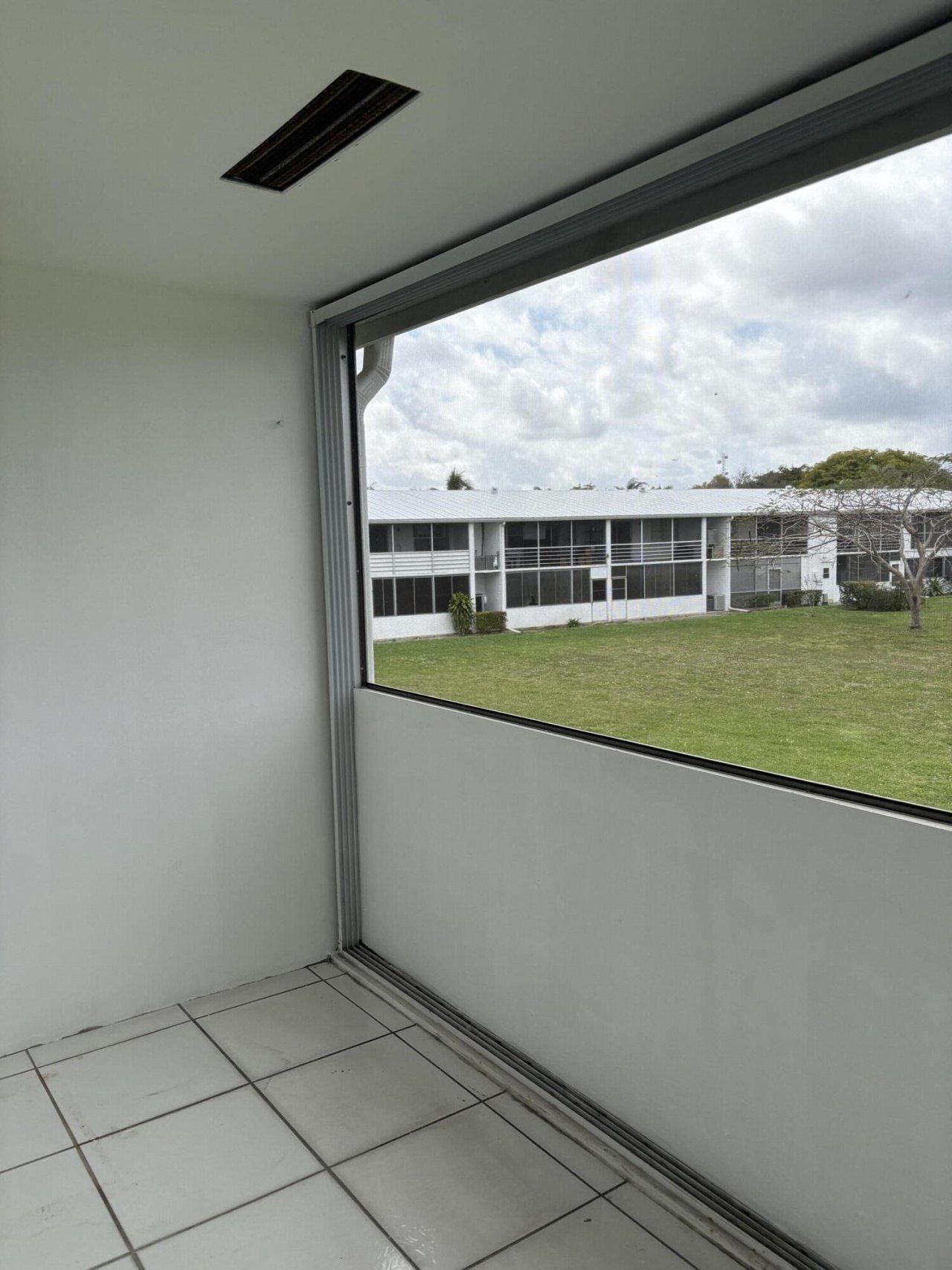 113 Berkshire E, West Palm Beach, FL 33417 Photo