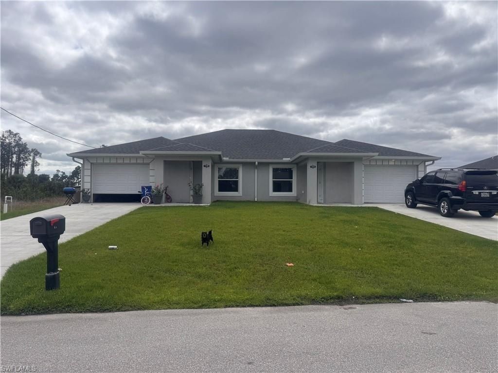 1114-1116 Augusta St E, Lehigh Acres, FL 33974 Photo