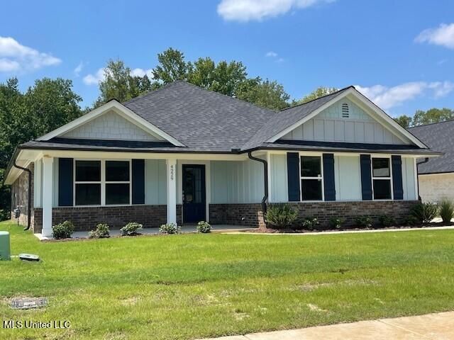 4229 W Olivia Circle, Olive Branch, MS 38654 Main Photo