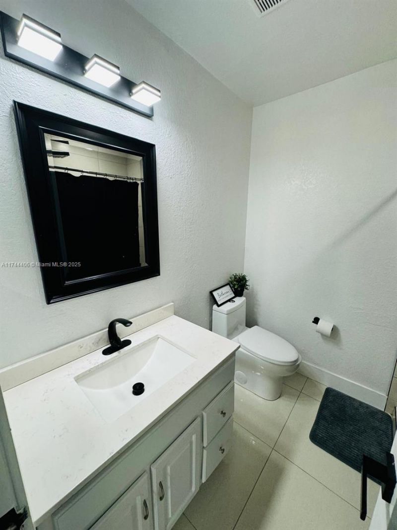 14020 SW 172nd Ter, Miami, FL 33177 Photo