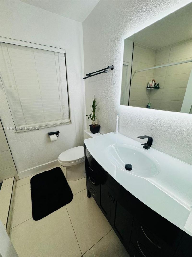 14020 SW 172nd Ter, Miami, FL 33177 Photo