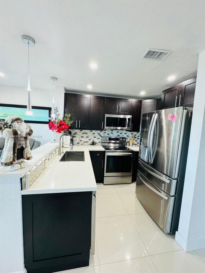 14020 SW 172nd Ter, Miami, FL 33177 Photo