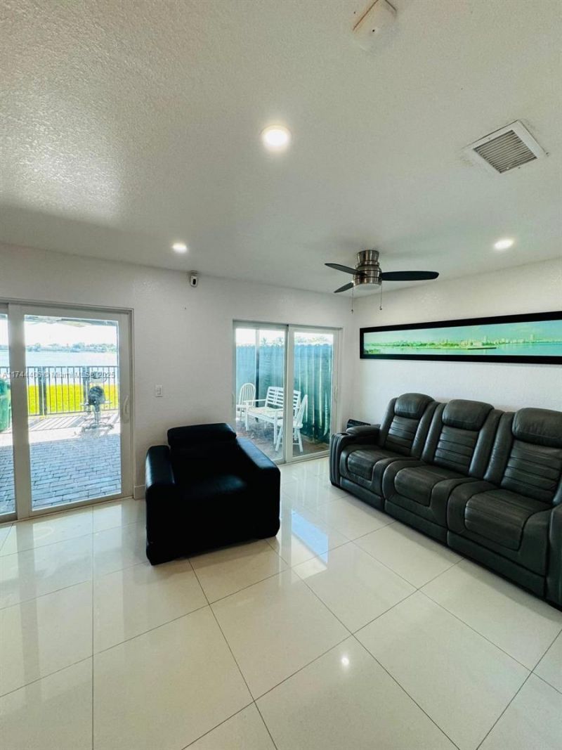 14020 SW 172nd Ter, Miami, FL 33177 Photo