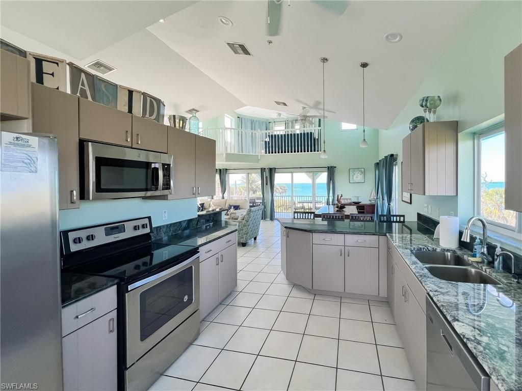150 White Pelican Dr, Upper Captiva, FL 33924 Photo