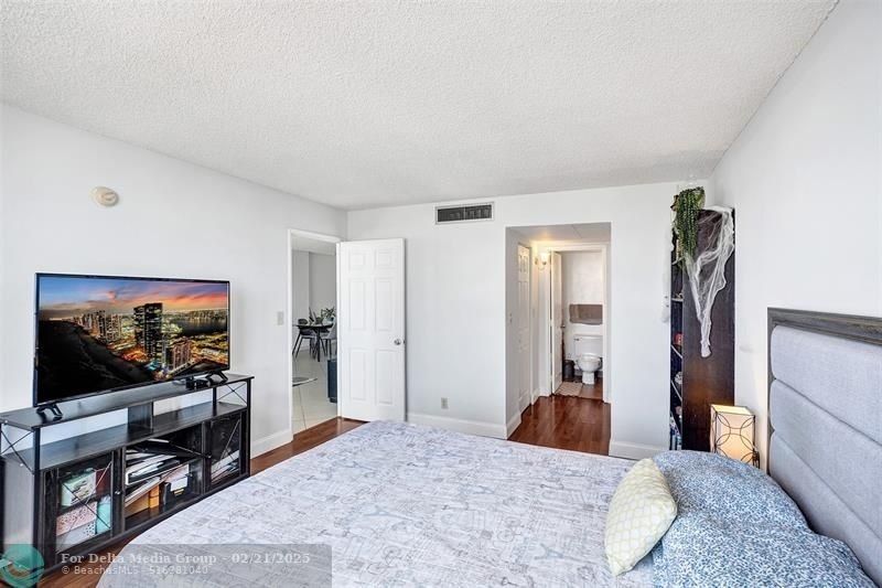 6770 Indian Creek Dr, Unit 10-R, Miami Beach, FL 33141 Photo