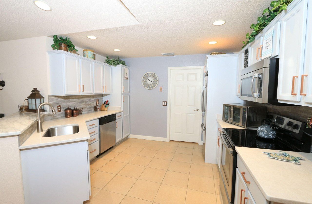 13990 Zorzal Avenue, Fort Pierce, FL 34951 Photo